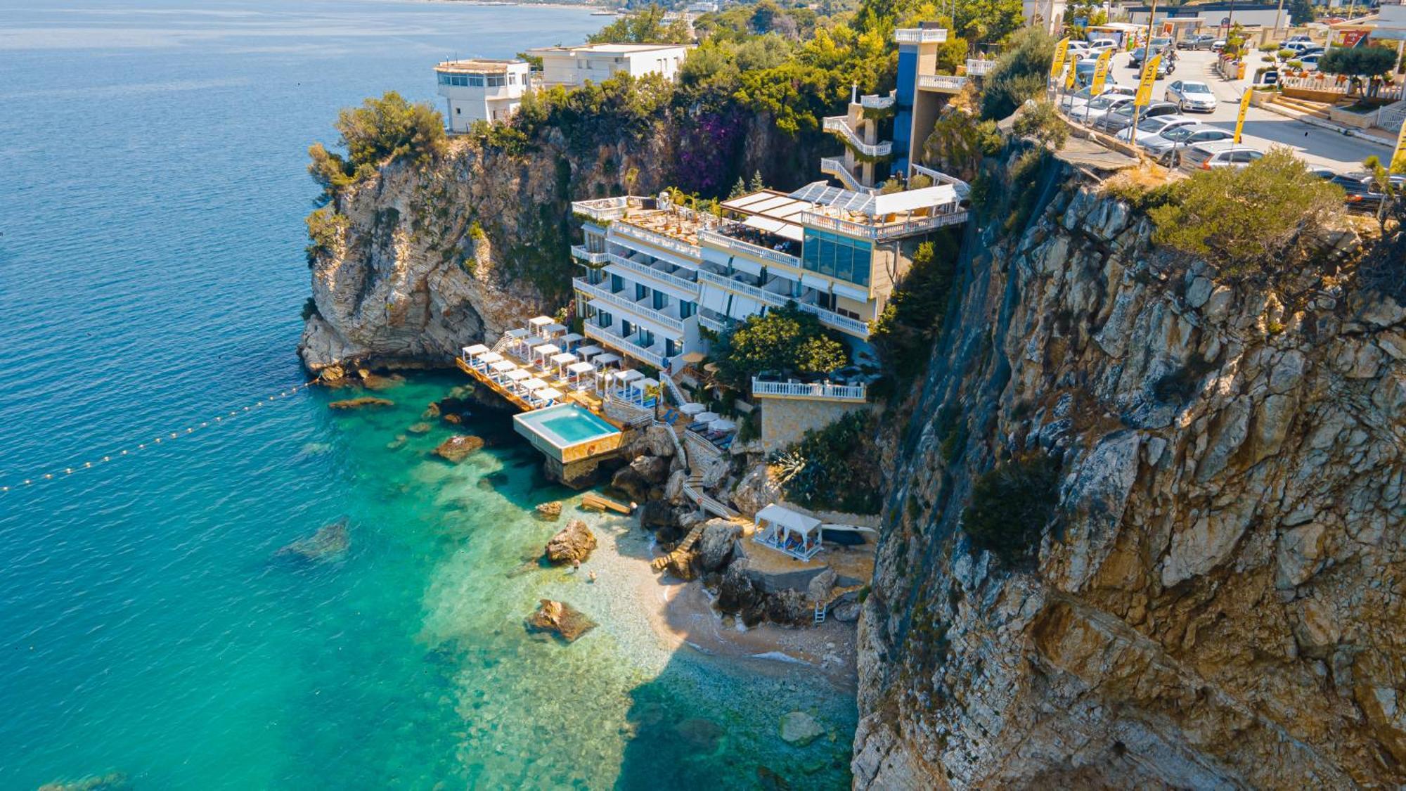 Liro - Adults Only Hotell