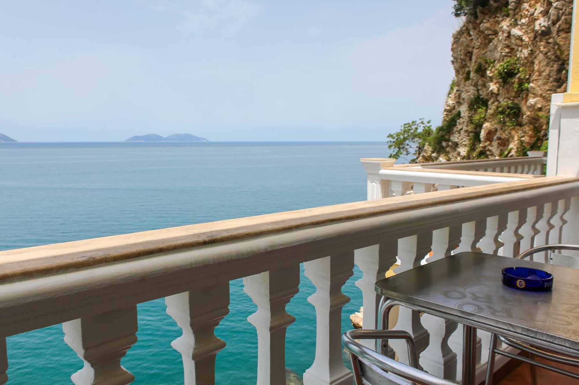 Hotel Liro - Adults Only