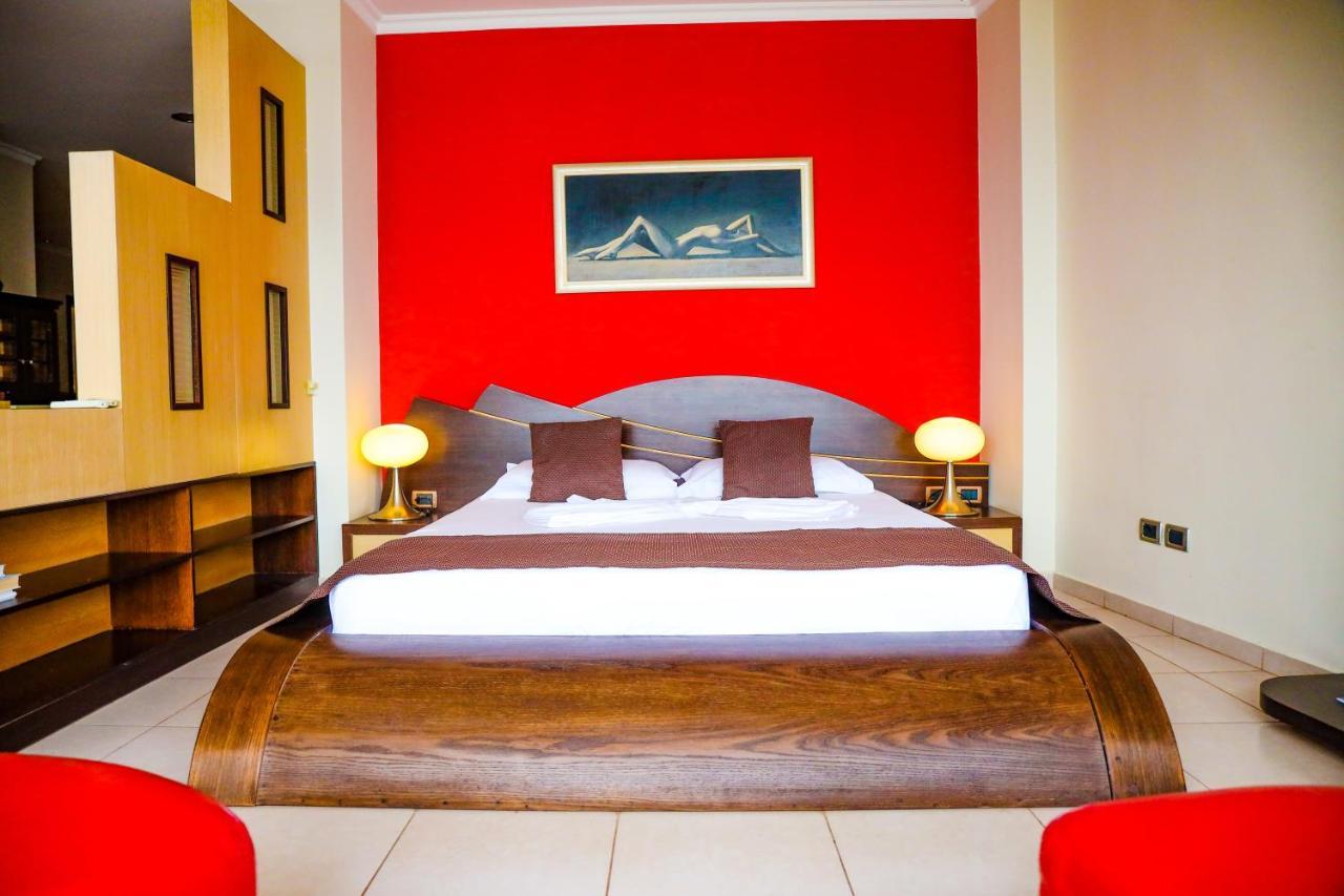 Liro Hotel Vlorë