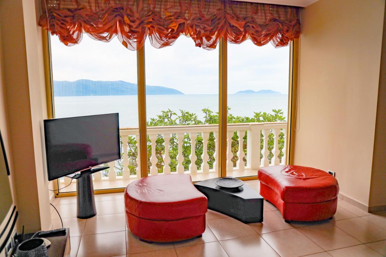 Liro Hotel