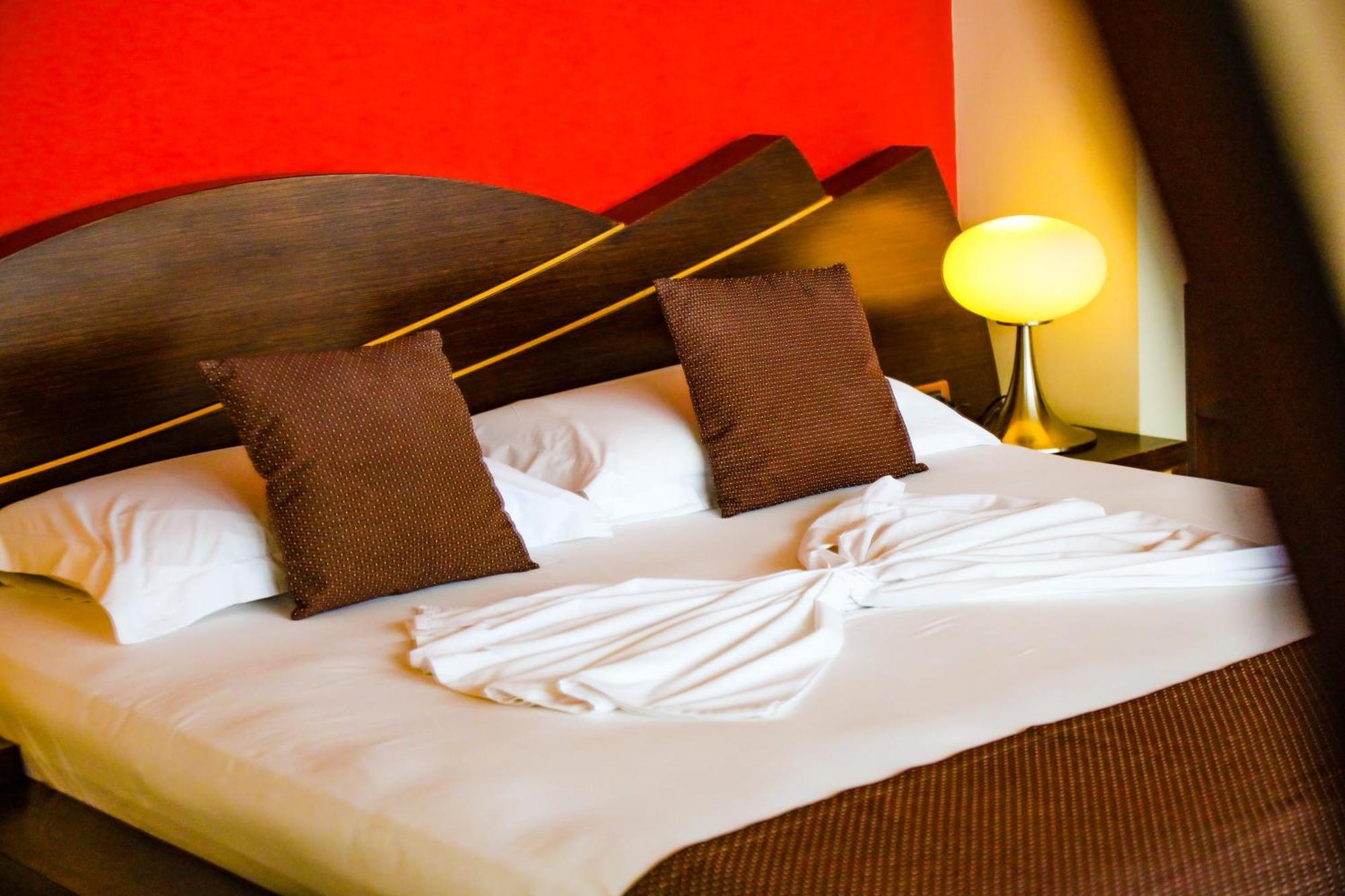 Liro Hotel 4*