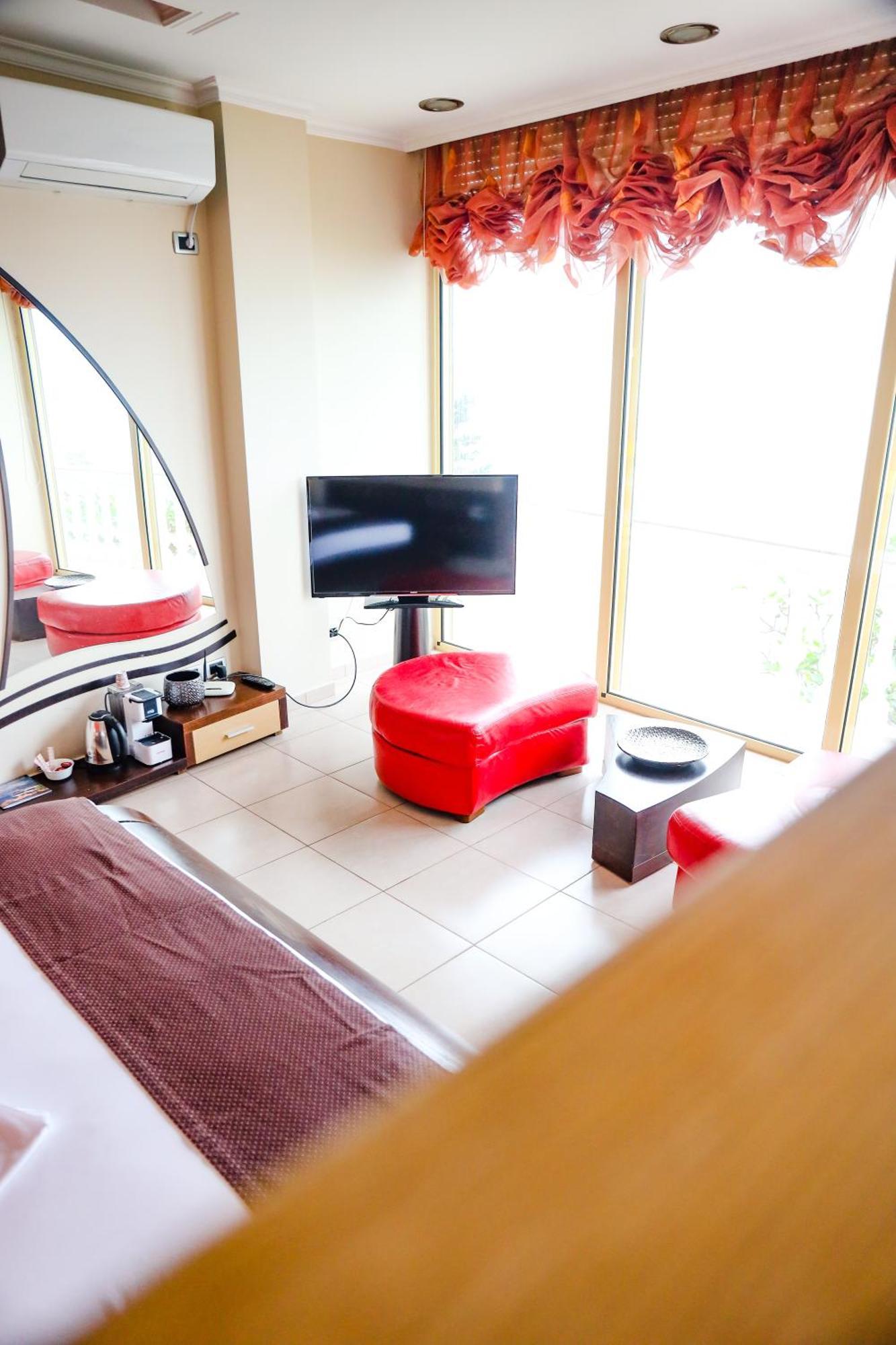 Liro Hotel Vlorë